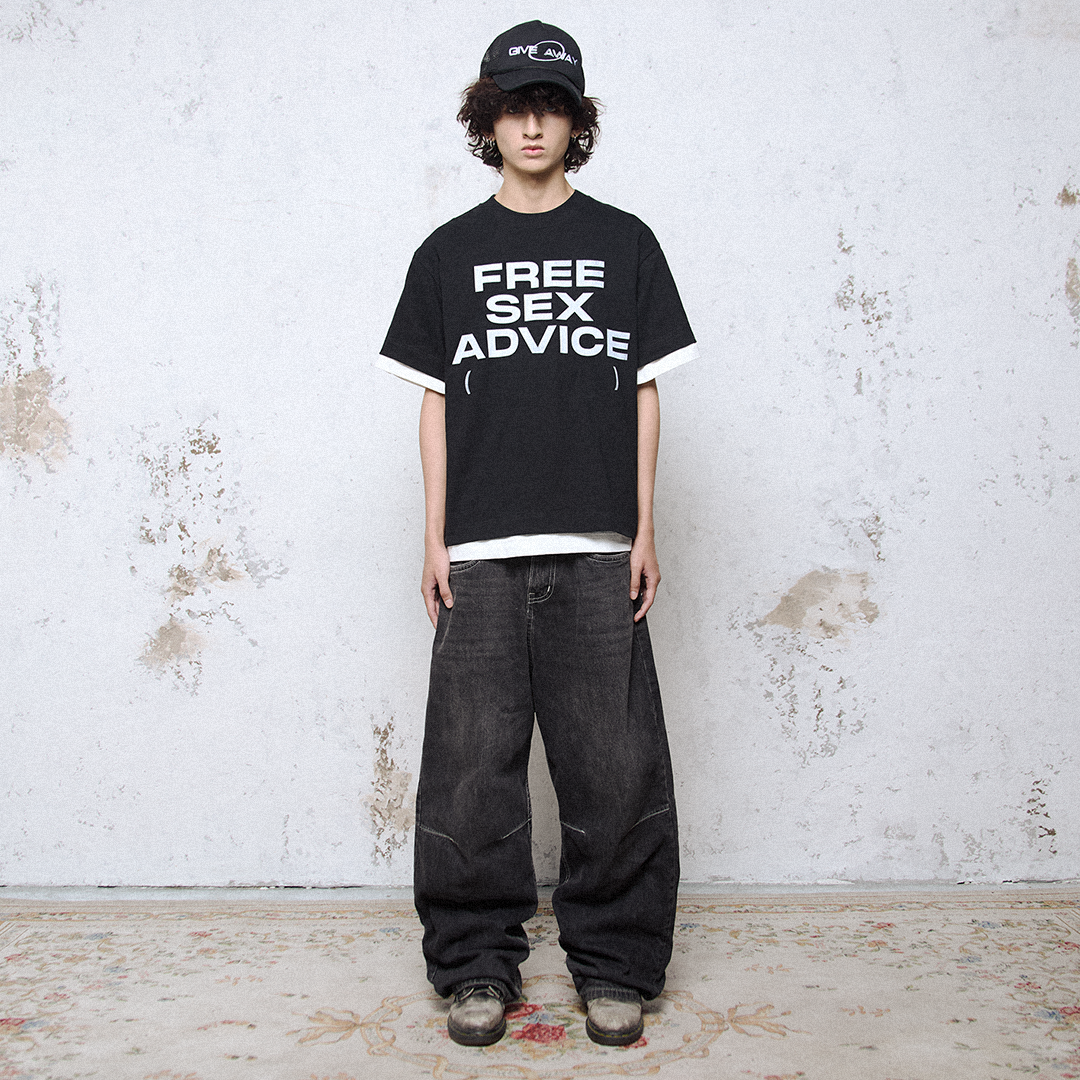 Áo thun KMC SEX ADVICE Black Regular T-shirt