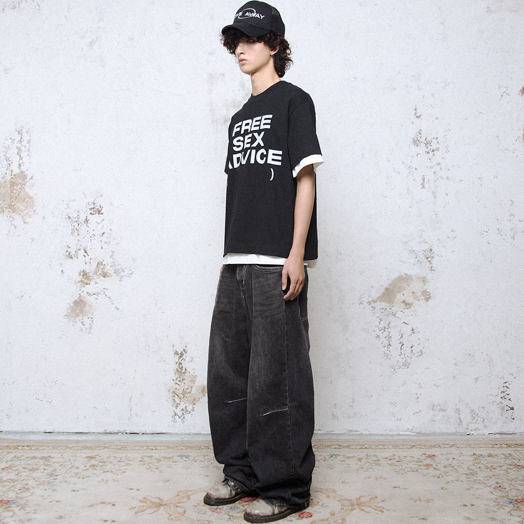 Áo thun KMC SEX ADVICE Black Regular T-shirt