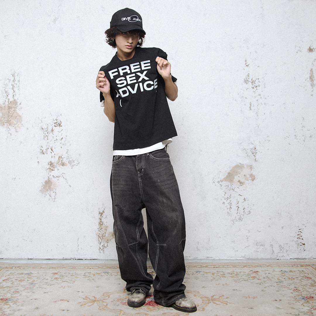 Áo thun KMC SEX ADVICE Black Regular T-shirt